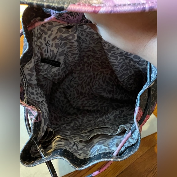 Guess Floral Backpack w/dustbag - Picture 9 of 12